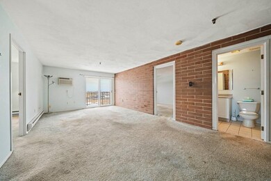 Sagamore Place Condominiums unit 806, Quincy, MA 02171 - photo 6