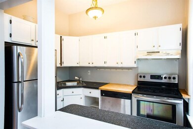 1 Lancaster St, Albany, NY 12210 - photo 6
