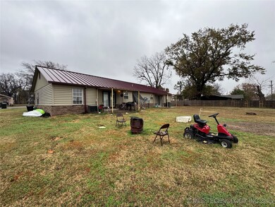 105 E Cedar Ave, Fort Gibson, OK 74434 - photo 6