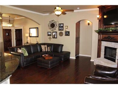 Living Room. LARGE OPEN LIVING