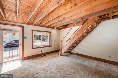 225 New St, Spring City, PA 19475 - photo 4