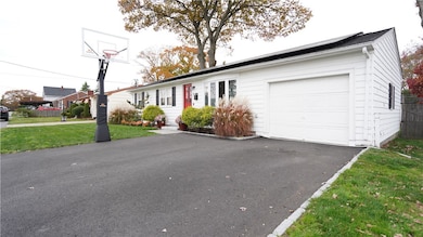 11 N Rose St, East Providence, RI 02914 - photo 4