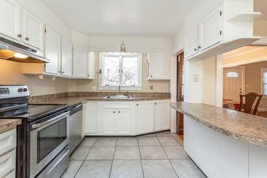 562 Main St, Wareham, MA 02571 - photo 7