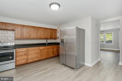 2411 Harriet Ave, Baltimore, MD 21230 - photo 4