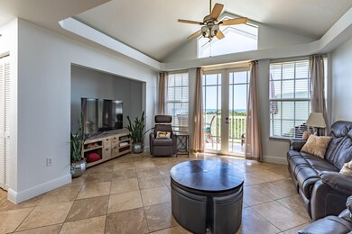 20 - 38 Seaside