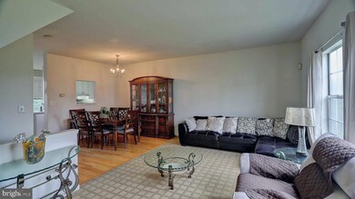 10521 Montrose Way, Manassas, VA 20109 - photo 5