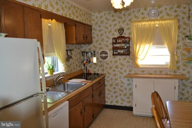 2613 Hughes Rd, Adelphi, MD 20783 - photo 6