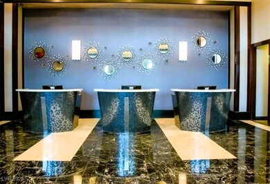Welcome area featuring a dry bar