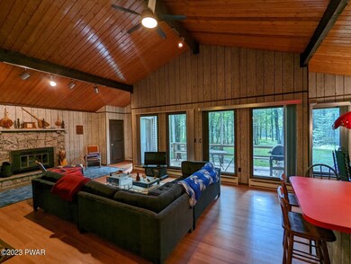 146 Beach Ln, Dingmans Ferry, PA 18328 - photo 3