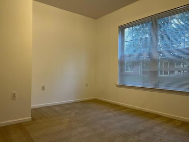 2652 S Knightsbridge Cir unit 12, Ann Arbor, MI 48105 - photo 6