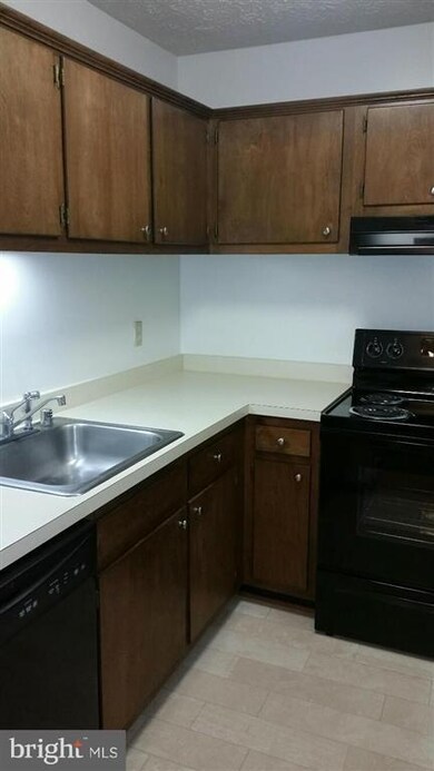 44691 White Oak Ct unit 507, California, MD 20619 - photo 7