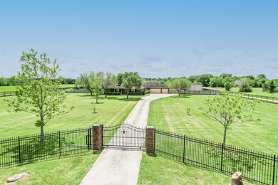 17055 Cowan Rd, Alvin, TX 77511 - photo 2