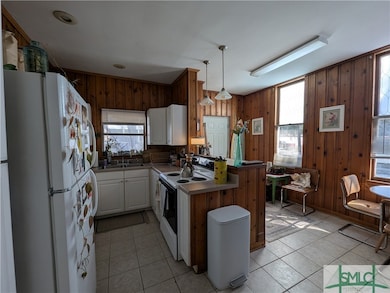 836 E Henry St unit B, Savannah, GA 31401 - photo 5