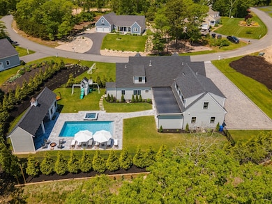 83 Sisters Cir, Circle, MA 02675 - photo 4