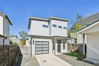 2916 E 13th St unit 2, Austin, TX 78702 - photo 2