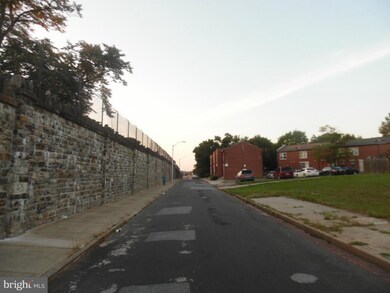 1711 Ensor St, Baltimore, MD 21202 - photo 4