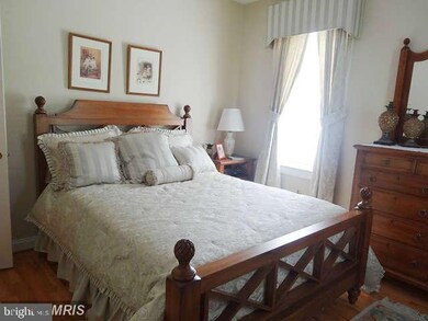 1375 Wilson Point Rd, Middle River, MD 21220 - photo 3