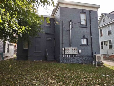 614 W Marion St, Elkhart, IN 46516 - photo 2