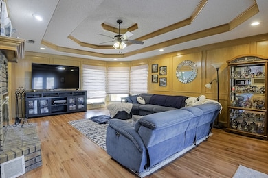 813 Shady Creek Dr, Kennedale, TX 76060 - photo 6