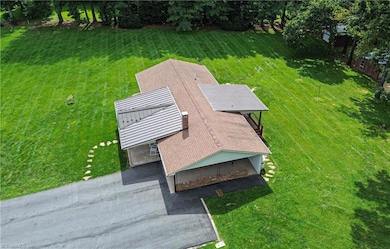 834 Pine Swamp Rd, Sparta, NC 28675 - photo 5