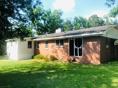 831 W Main St, Uvalda, GA 30473 - photo 6