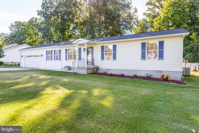 35775 Army Navy Dr, Mechanicsville, MD 20659 - photo 2