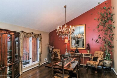Dining Rm