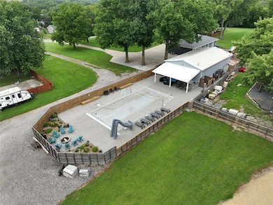 4007 SE 34th St, Des Moines, IA 50320 - photo 2