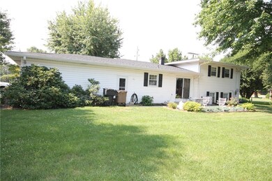 2500 Jordan Dr, Columbus, IN 47203 - photo 4