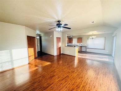 209 Bradgate Dr, Yukon, OK 73099 - photo 6