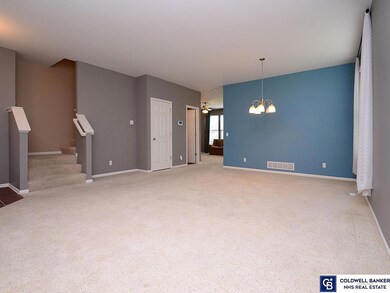 2303 Ridgeview Dr, Papillion, NE 68046 - photo 7