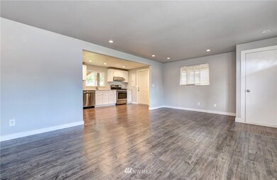 128 107th St SE, Everett, WA 98208 - photo 4