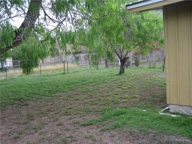 508 W 11th St, Weslaco, TX 78596 - photo 5