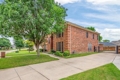 3236 River Bend Dr, Hurst, TX 76054 - photo 4