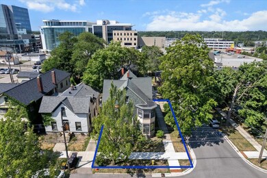 335 Crescent St NE, Grand Rapids, MI 49503 - photo 4