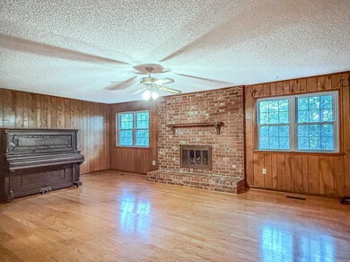 1309 Crest Cir, Benton, AR 72015 - photo 7