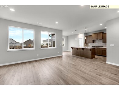 995 NE Sagebrush Dr, Estacada, OR 97023 - photo 5