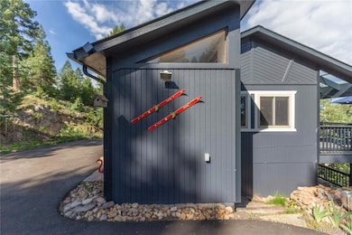 20600 Rangeview Dr, Morrison, CO 80465 - photo 2