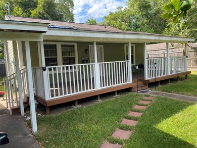 3905 Sayers St, Houston, TX 77026 - photo 2