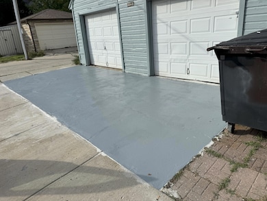 2191 S 60th St, West Allis, WI 53219 - photo 5