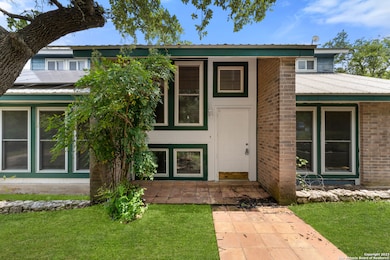 20619 Helotes Creek Rd, Helotes, TX 78023 - photo 2