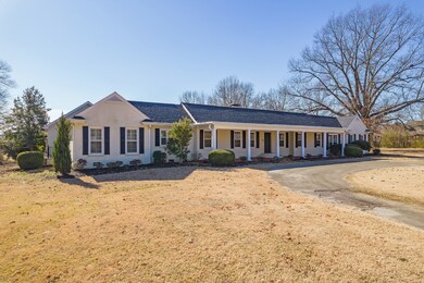 222 Country Club Ln, Jackson, TN 38305 - photo 4