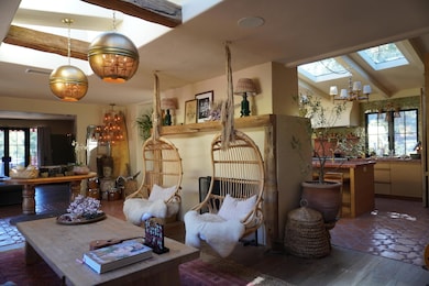 10802 Oak Knoll Rd, Ojai, CA 93023 - photo 4