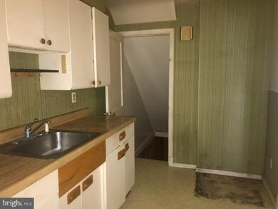 1330 Deanwood Rd, Parkville, MD 21234 - photo 5