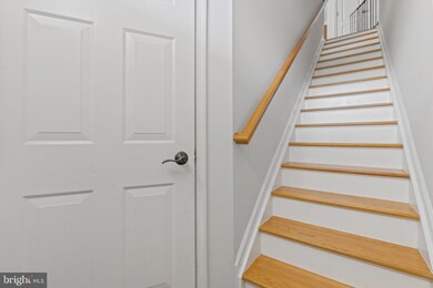 11101 Wortham Crest Cir unit 29, Manassas, VA 20109 - photo 3