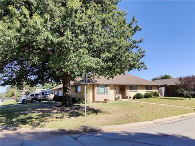 4247 NW 54th St, Oklahoma City, OK 73112 - photo 3