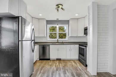 37 Fairground Ave, Taneytown, MD 21787 - photo 7