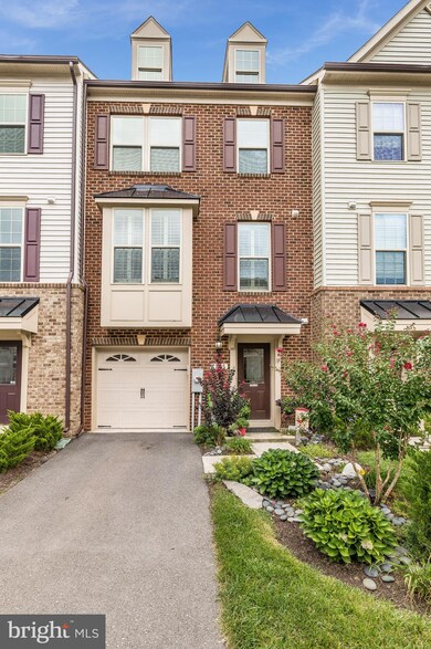 7225 Winding Hills Dr, Hanover, MD 21076 - photo 2