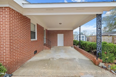 10263 U S 701 Hwy, Newton Grove, NC 28366 - photo 5