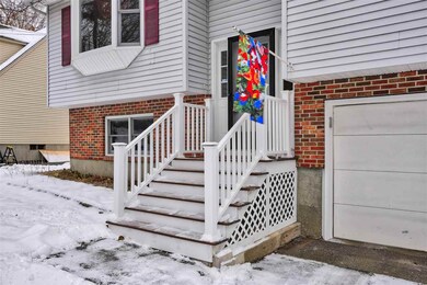 25 Meadow St, Manchester, NH 03103 - photo 4